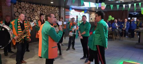 2e0bca82-8f74-4261-9594-6813fb5ef610