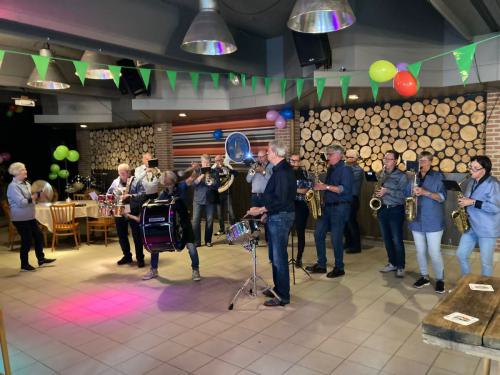 558d246e-2ed8-43cd-9fcf-bd5290003ee2