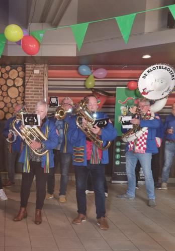 5c6537e6-3cd2-4302-bc51-4f61ef9a1543