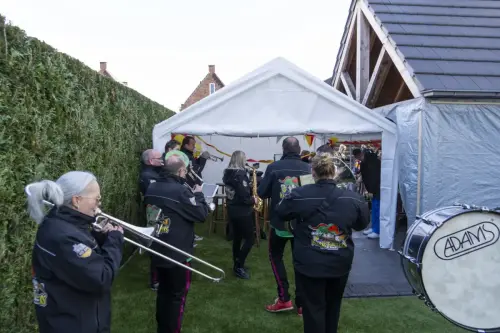 8d135463-c4bd-46ac-a829-c7e874d73788 thumb1440