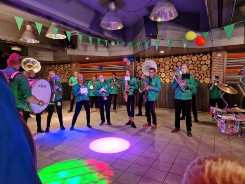 a35ab001-505c-48b7-a9de-f42627918c2d