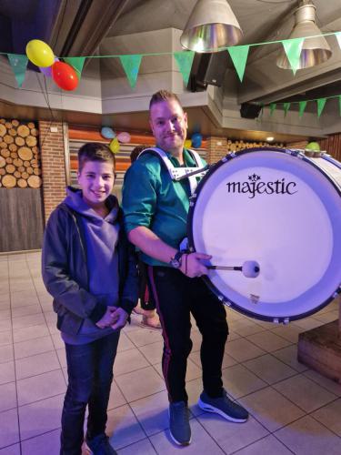 c2995daf-62bd-45d0-ae77-3774382c9ba0