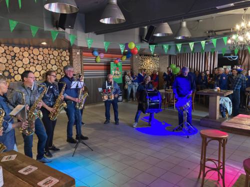 ca16aca5-266e-4a50-a4a5-2e2852f0a850